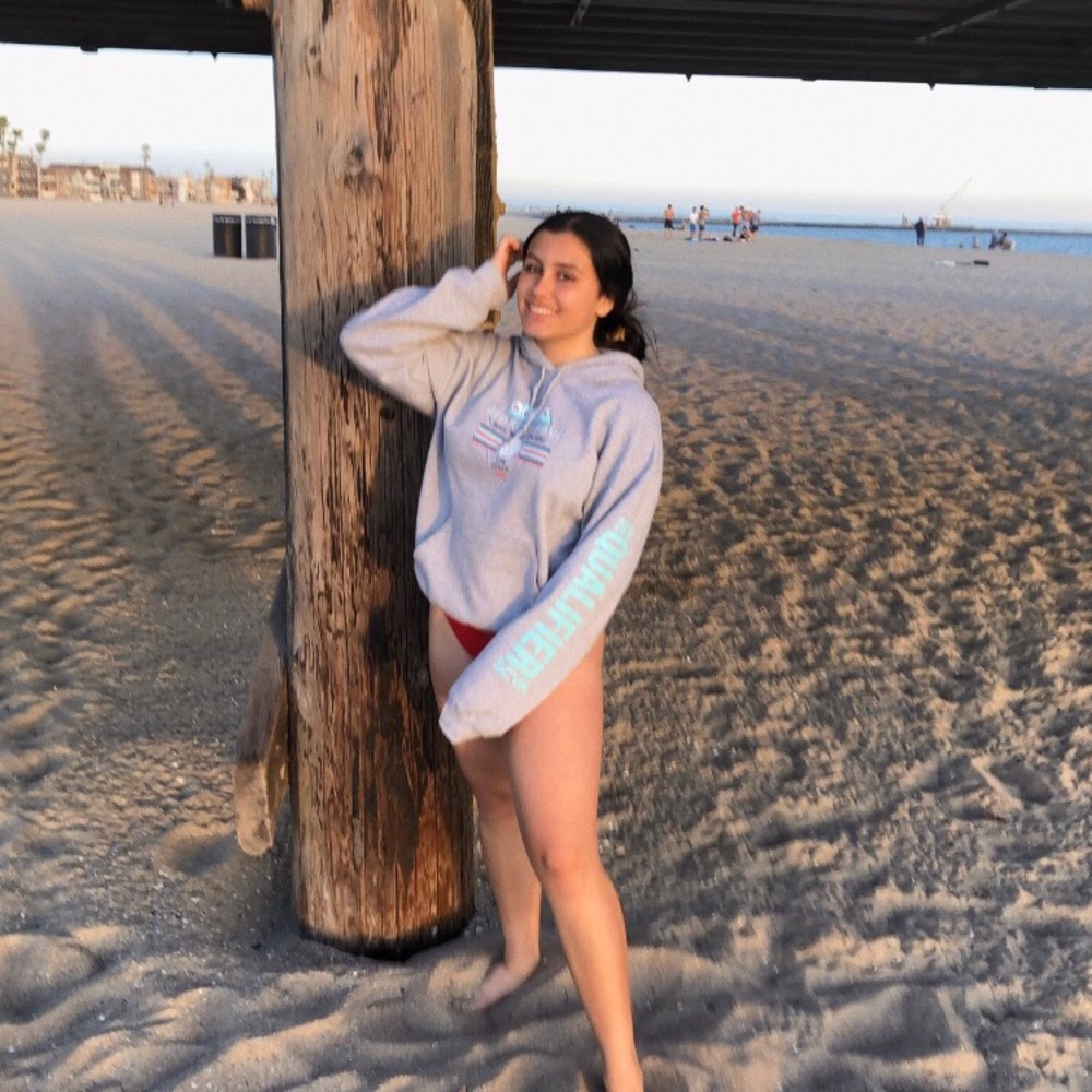 Meet your Posher, Lola